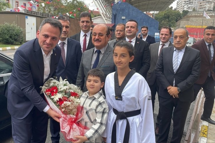 Gen&ccedil;lik ve Spor Bakan Yardımcısı Eminoğlu, Zonguldak'ta