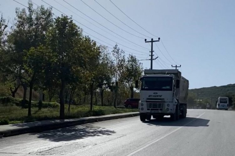 Bursa'da hastane yolunu kullanan ağır tonajlı ara&ccedil;lar tehlike yaratıyor