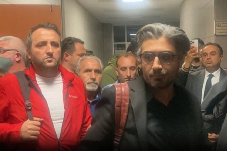 Gazeteci Barış Pehlivan'ın duruşması ertelendi