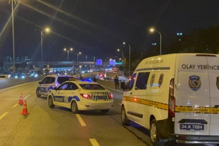 İstanbul'da otomobilin &ccedil;arptığı kişi hayatını kaybetti