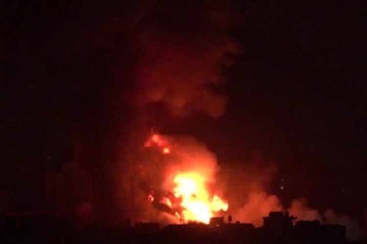İsrail'in Gazze'deki Şifa Hastanesi'nin &ccedil;evresini bombalaması sonucu 6 kişi &ouml;ld&uuml;