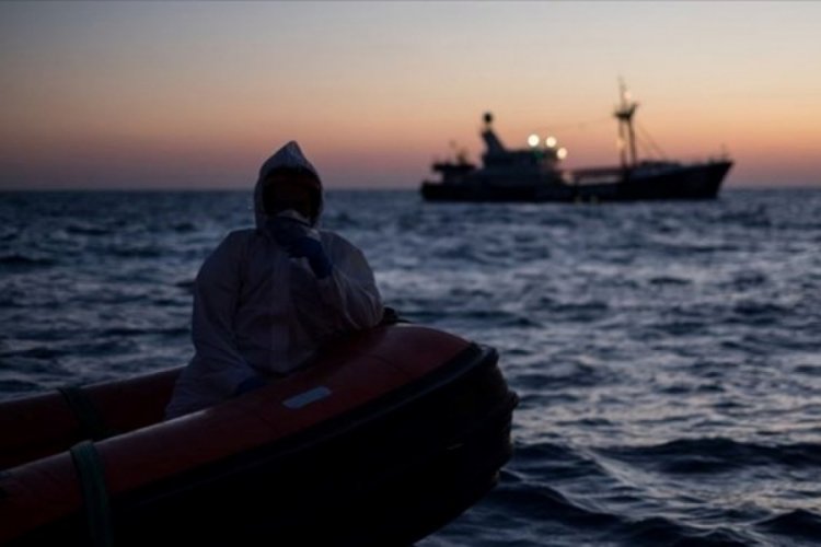 &Ccedil;anakkale a&ccedil;ıklarında 38 ka&ccedil;ak g&ouml;&ccedil;men yakalandı