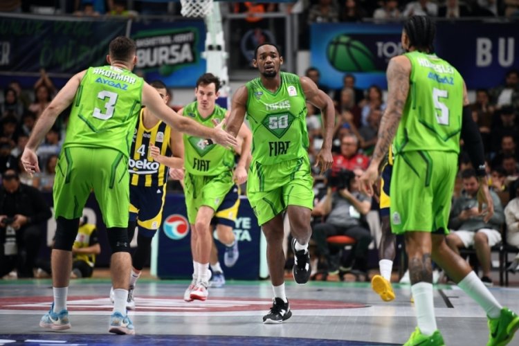 TOFAŞ ligde Anadolu Efes'e konuk oluyor