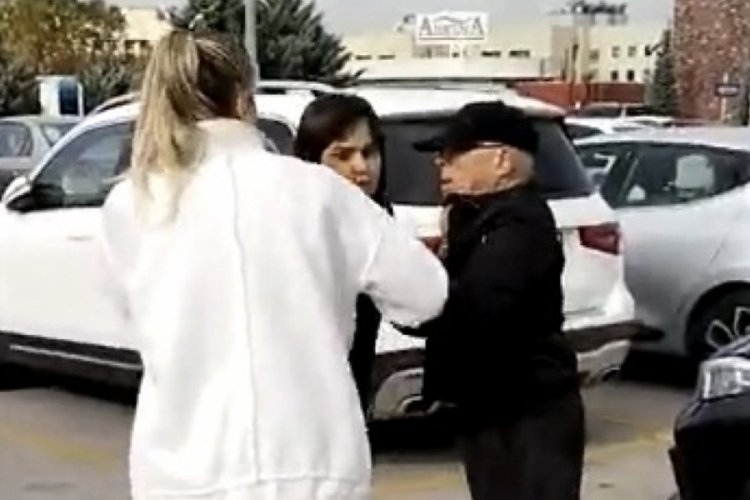 370 kişiye mezar olan binanın m&uuml;teahhidi AVM'de gezerken yakalandı