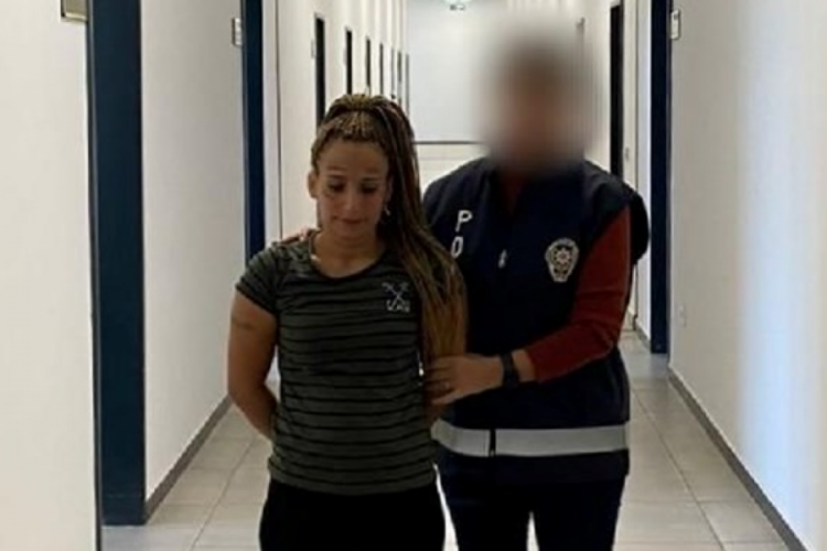 26,5 yıl hapis cezasıyla aranan h&uuml;k&uuml;ml&uuml; yakalandı