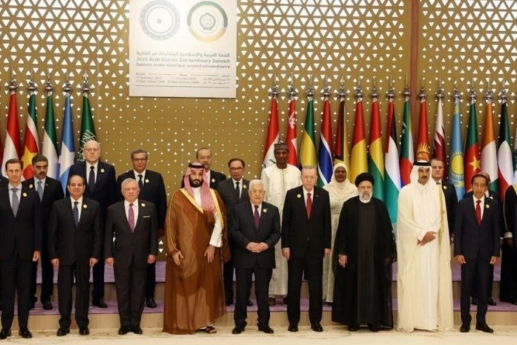Cumhurbaşkanı Erdoğan'dan Riyad'da diplomatik g&ouml;r&uuml;şmeler