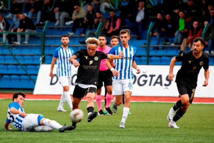 Nil&uuml;fer Belediye FSK, Bigaspor'u 5-0 yendi