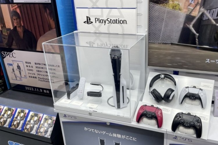 Daha k&uuml;&ccedil;&uuml;k ve hafif PlayStation 5 satışa &ccedil;ıktı