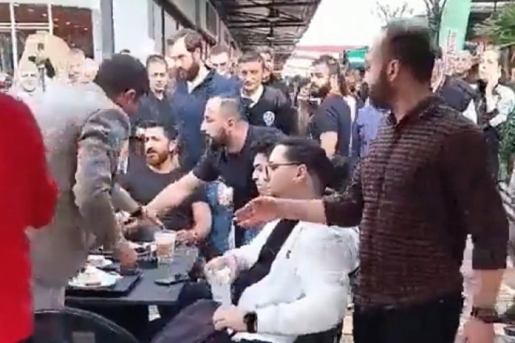 Kahve d&uuml;kkanındaki İsrail protestosunda 3 kişi serbest bırakıldı