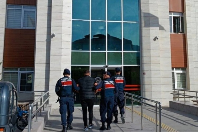 Burdur'da jandarmanın genel asayiş &ccedil;alışmasında 5 şahıs tutuklandı