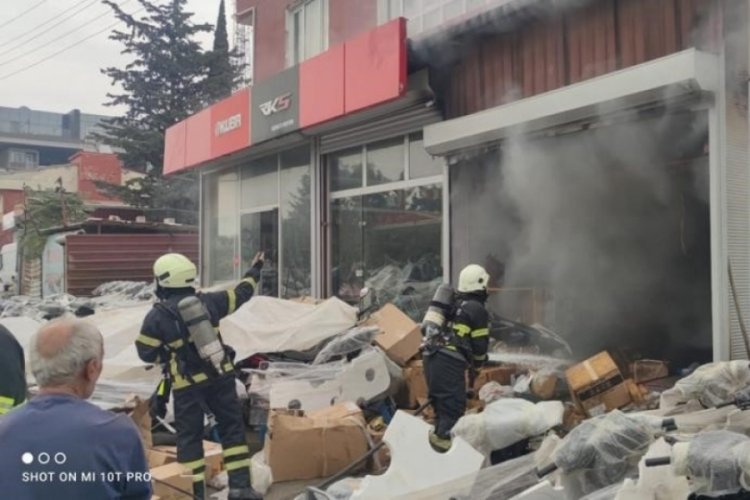 Hatay'da bir işyerinde yangın &ccedil;ıktı