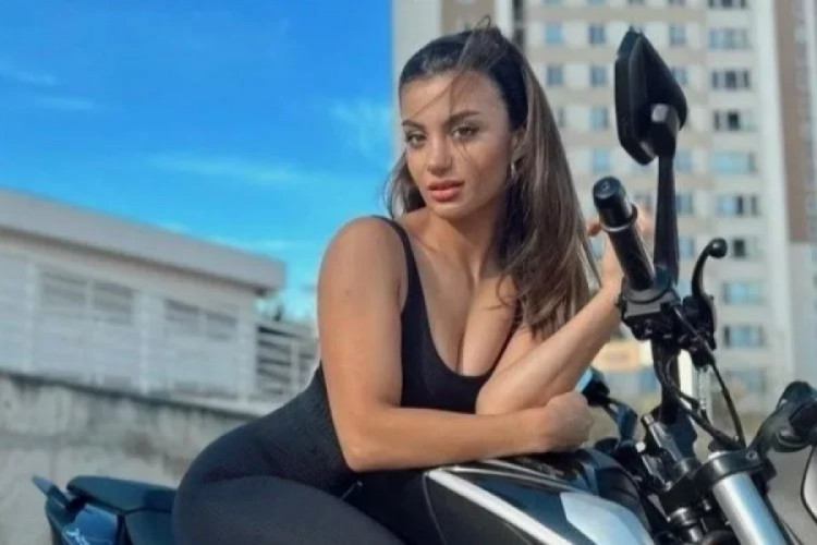 Fenomen Fitness antren&ouml;r&uuml;ne kıskan&ccedil; sevgili dayağı!