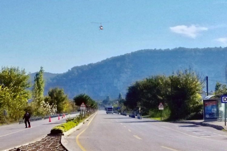 Muğla'da Cayrokopter'li trafik denetimi! 2 ara&ccedil; trafikten men edildi