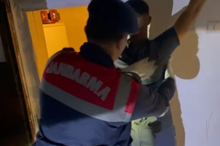 Kırıkkale'de jandarmadan uyuşturucu operasyonu: 2 g&ouml;zaltı