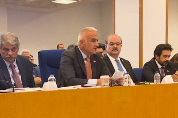 Bakan Ersoy'dan Tamer Karadağlı a&ccedil;ıklaması!
