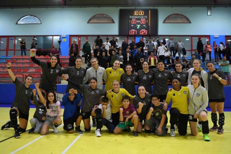 Antalya temsilcisi S&uuml;per Lig'de namağlup devam ediyor