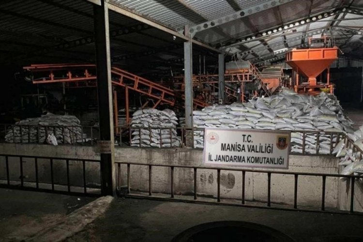 Manisa jandarmasından k&ouml;m&uuml;r operasyonu