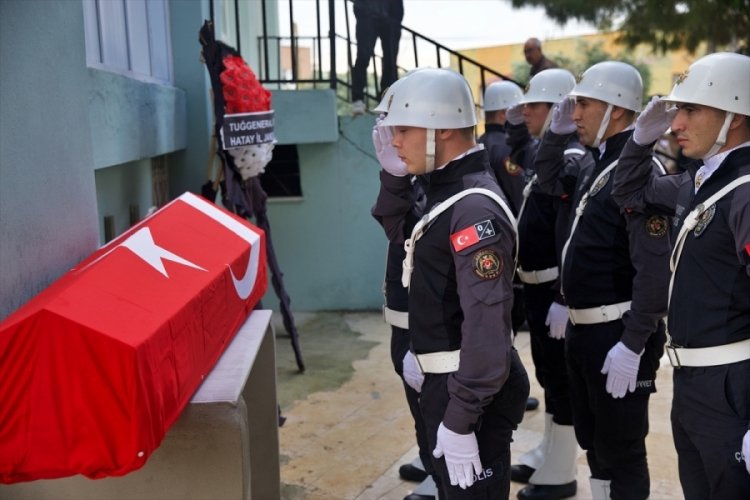 Hatay'da mesaiden d&ouml;nen polis, trafik kazasında yaşamını yitirdi