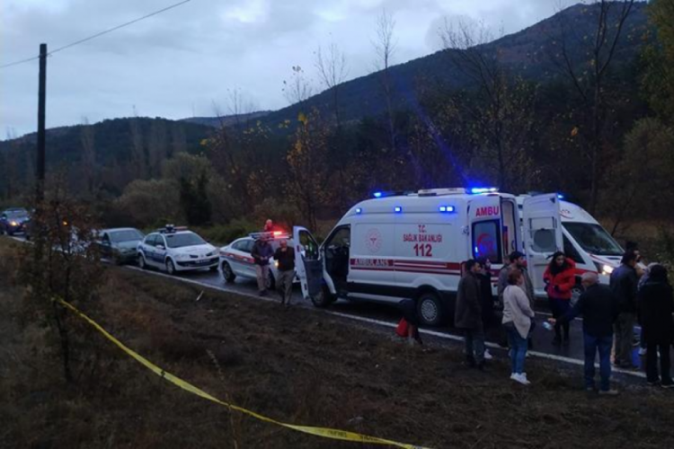 Taziye ziyaretinden d&ouml;n&uuml;yorlardı, otob&uuml;s devrildi! 27 kişi yaralandı