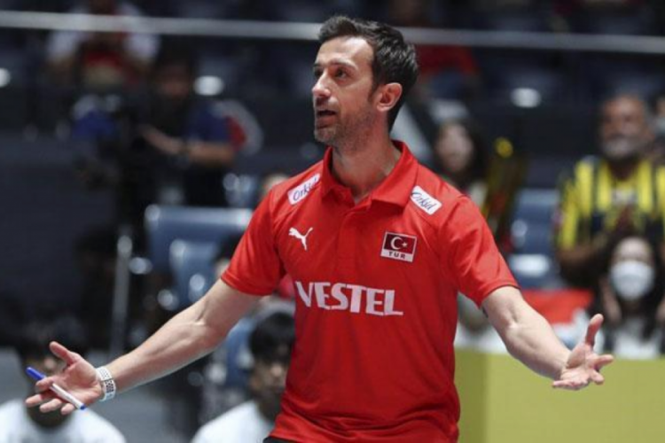 Fenerbah&ccedil;e Opet i&ccedil;in Daniele Santarelli iddiası!