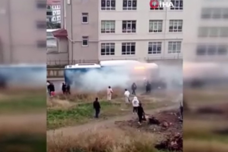 Ankara'da yolcu otob&uuml;s&uuml;nde yangın &ccedil;ıktı