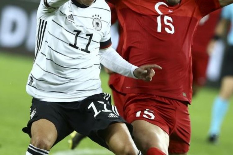 Ay-yıldızlılar, Almanya ile 27. randevuda