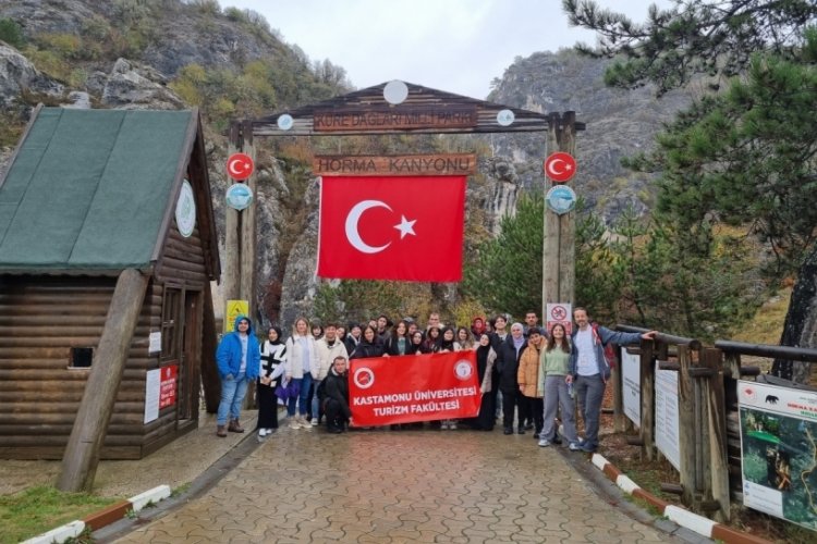 Kastamonu'da Horma Kanyonu, ziyaret&ccedil;i akınına uğruyor