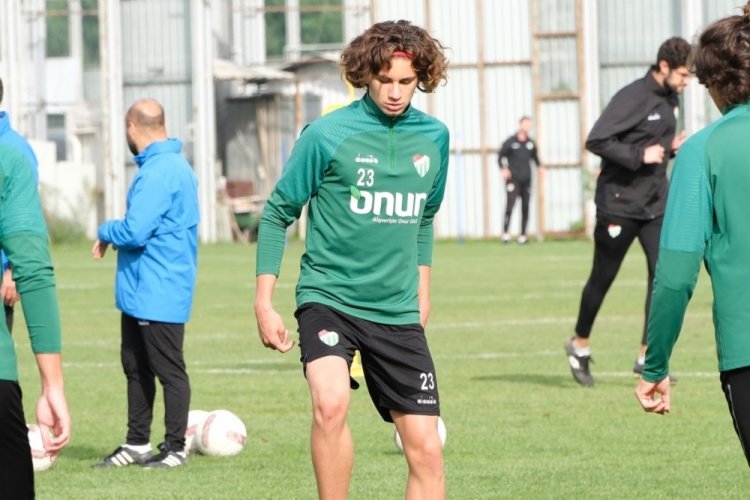 Bursaspor, Zonguldak K&ouml;m&uuml;rspor ma&ccedil;ı hazırlıklarını tamamladı
