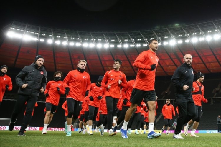 A Milli Fubol Takımı, Almanya ma&ccedil;ı hazırlıklarını s&uuml;rd&uuml;rd&uuml;