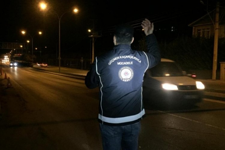 Denizli'de 51 d&uuml;zensiz g&ouml;&ccedil;men yakalandı