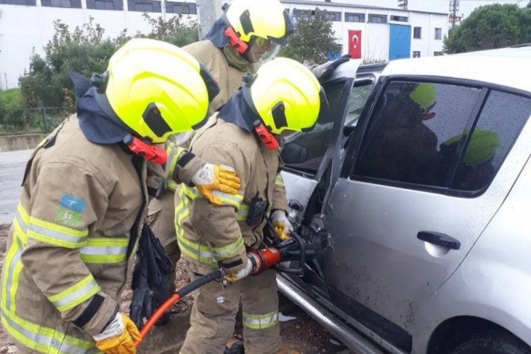 Bandırma - Bursa karayolu &uuml;zerinde trafik kazası: 1 yaralı