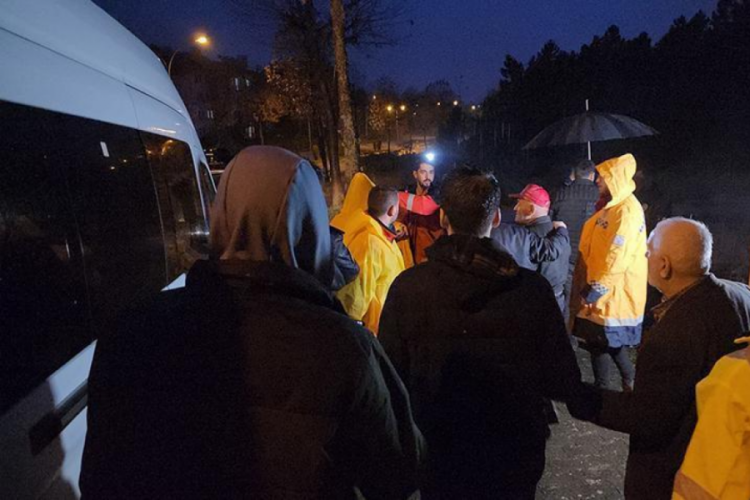 D&uuml;zce'de 75 yaşındaki adam ormanda mantar toplarken kayboldu