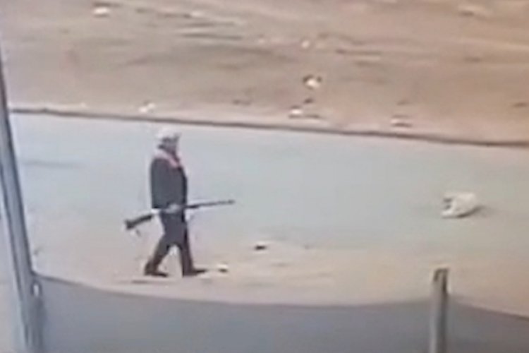 Kırıkkale'de sokak k&ouml;peğini av t&uuml;feğiyle &ouml;ld&uuml;rm&uuml;şt&uuml;, serbest bırakıldı!