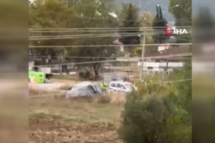 Burdur'da eşinin bulunduğu evi basmaya babasından gasp ettiği ara&ccedil;la gitmiş