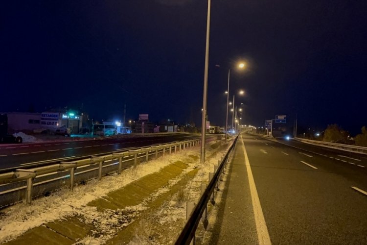 Kapanan D-100 kara yolu ulaşıma a&ccedil;ıldı