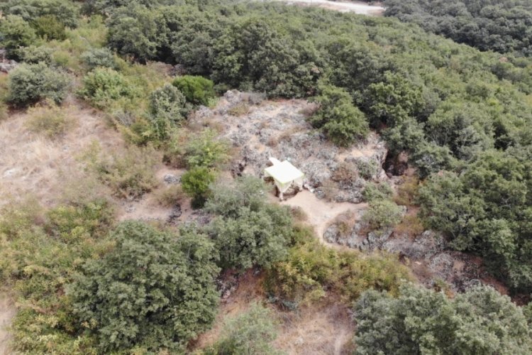 &Ccedil;anakkale'de 86 bin yıllık mağarada 20 bin bulguya ulaşıldı