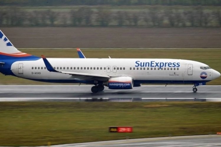 Fransa'dan İzmir'e giden u&ccedil;ağın 30 yolcusu havalimanında unutuldu! Pilot dahil