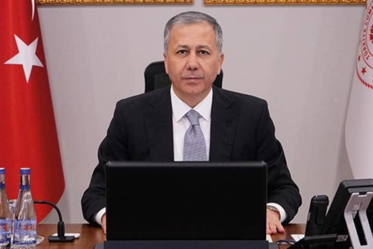 Bakan Yerlikaya bilan&ccedil;oyu a&ccedil;ıkladı: 9 &ouml;l&uuml;, 11 kayıp!