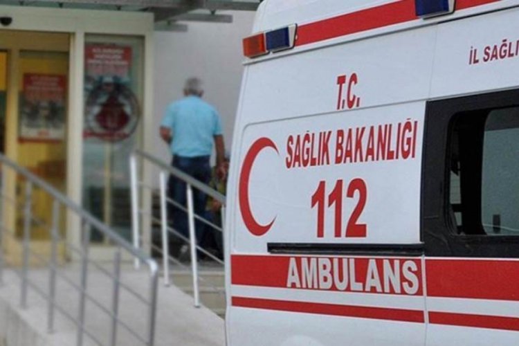 Bilecik'te iş&ccedil;i servisi kaza yaptı: 2 yaralı