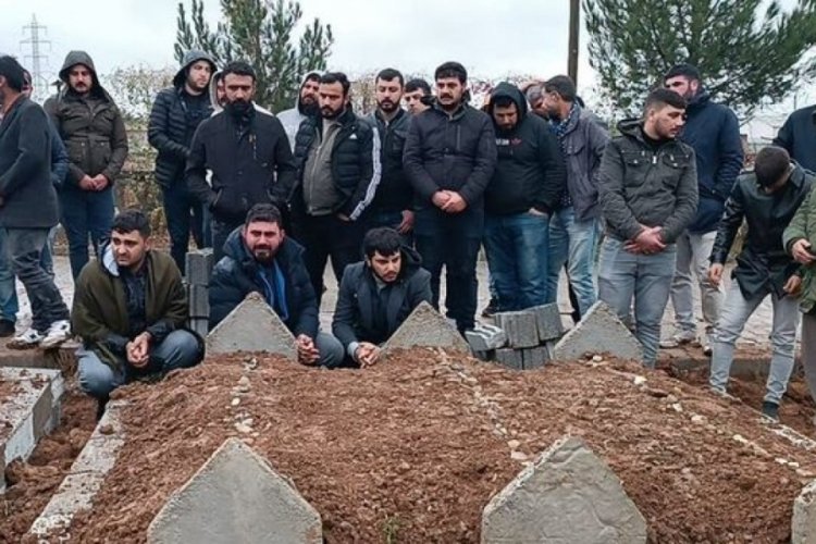 Batman'daki selde hayatını kaybeden 3 kardeşin cenazesi toprağa verildi