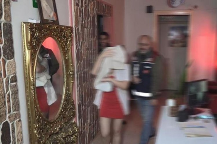 'Sevgilimle aynı evde kalıyorsun, yanlış g&ouml;zle bakma' kavgası &ouml;l&uuml;mle bitti
