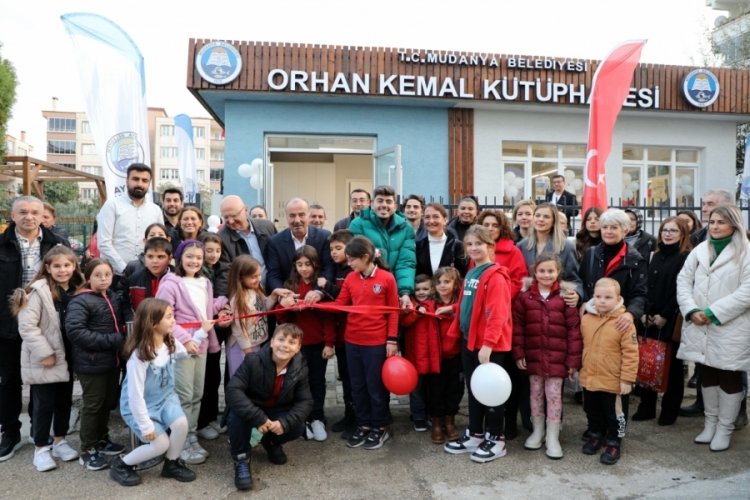 Bursa'da Orhan Kemal K&uuml;t&uuml;phanesi kapılarını a&ccedil;tı