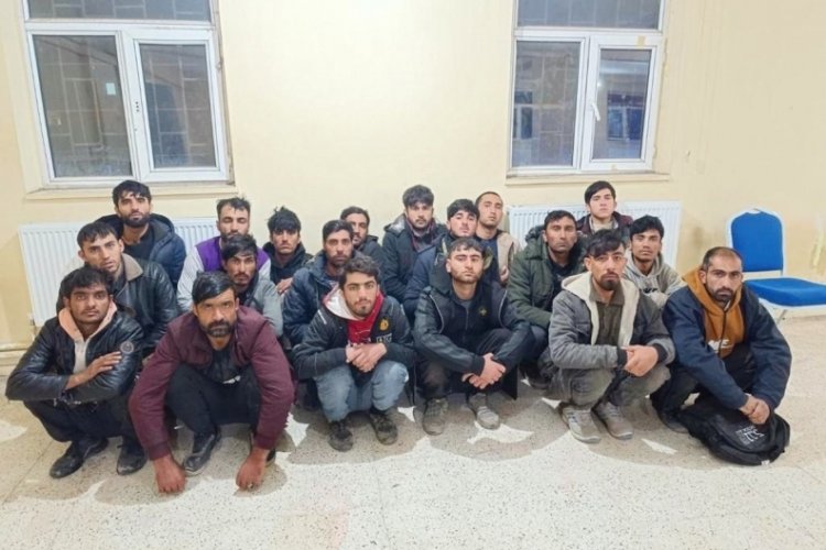 Ağrı'da 19 d&uuml;zensiz g&ouml;&ccedil;men yakalandı