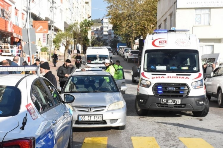 Sinop'ta kaygan yol kazaya neden oldu
