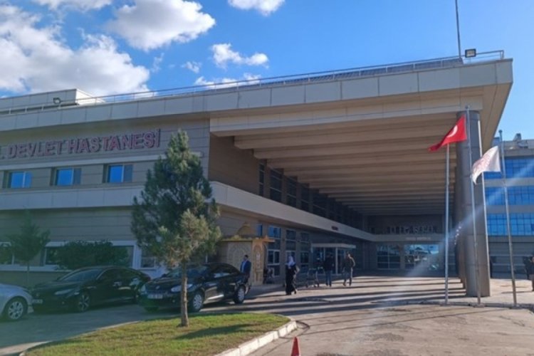 Diyarbakır'da hastanede kayıt dışı estetik ameliyatı! 4 g&ouml;zaltı