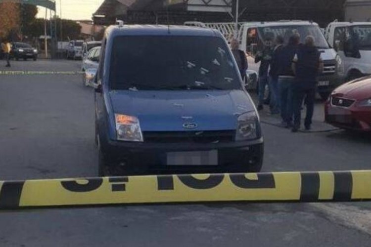 Mersin'de 34 merminin isabet ettiği ara&ccedil;ta &ouml;ld&uuml;