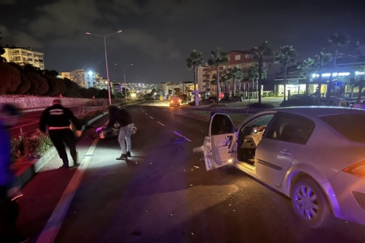 Aydın'da otomobil motosiklete &ccedil;arptı: 1 ağır yaralı