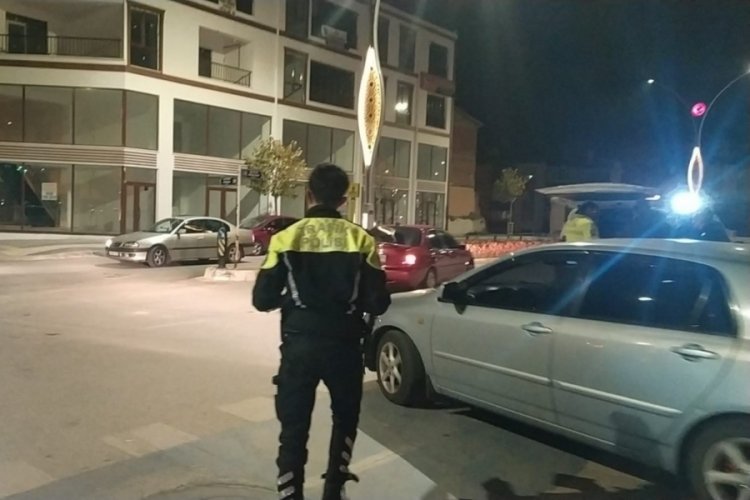 Motosiklet ile otomobil &ccedil;arpıştı: 1 yaralı