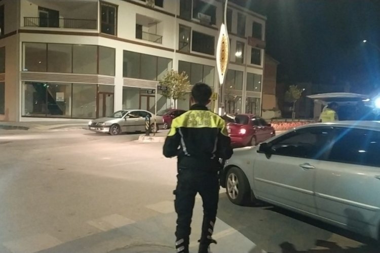 Motosiklet ile otomobil &ccedil;arpıştı: 1 yaralı