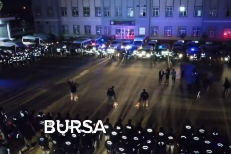 Bursa'da narkog&uuml;&ccedil;-37 operasyonunda 156 ş&uuml;pheli şahıs yakalandı